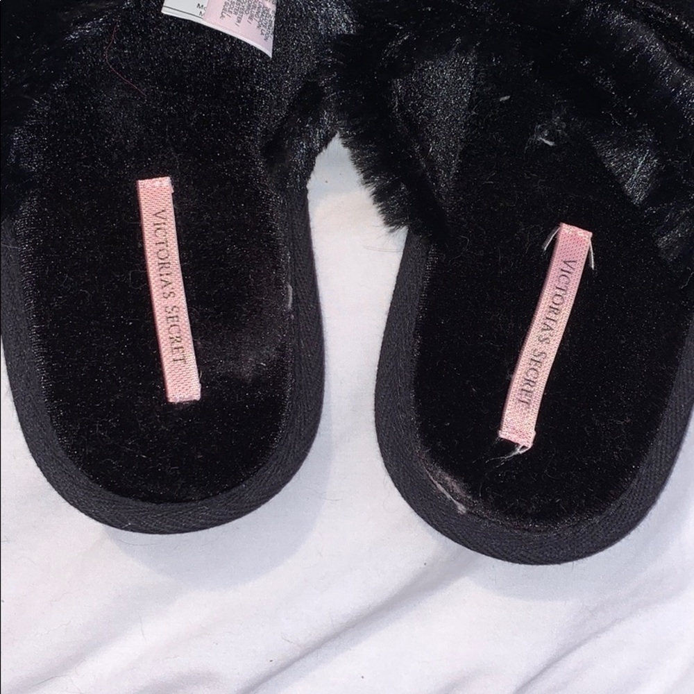 Victoria Secret Slippers💖 - Picture 4 of 4